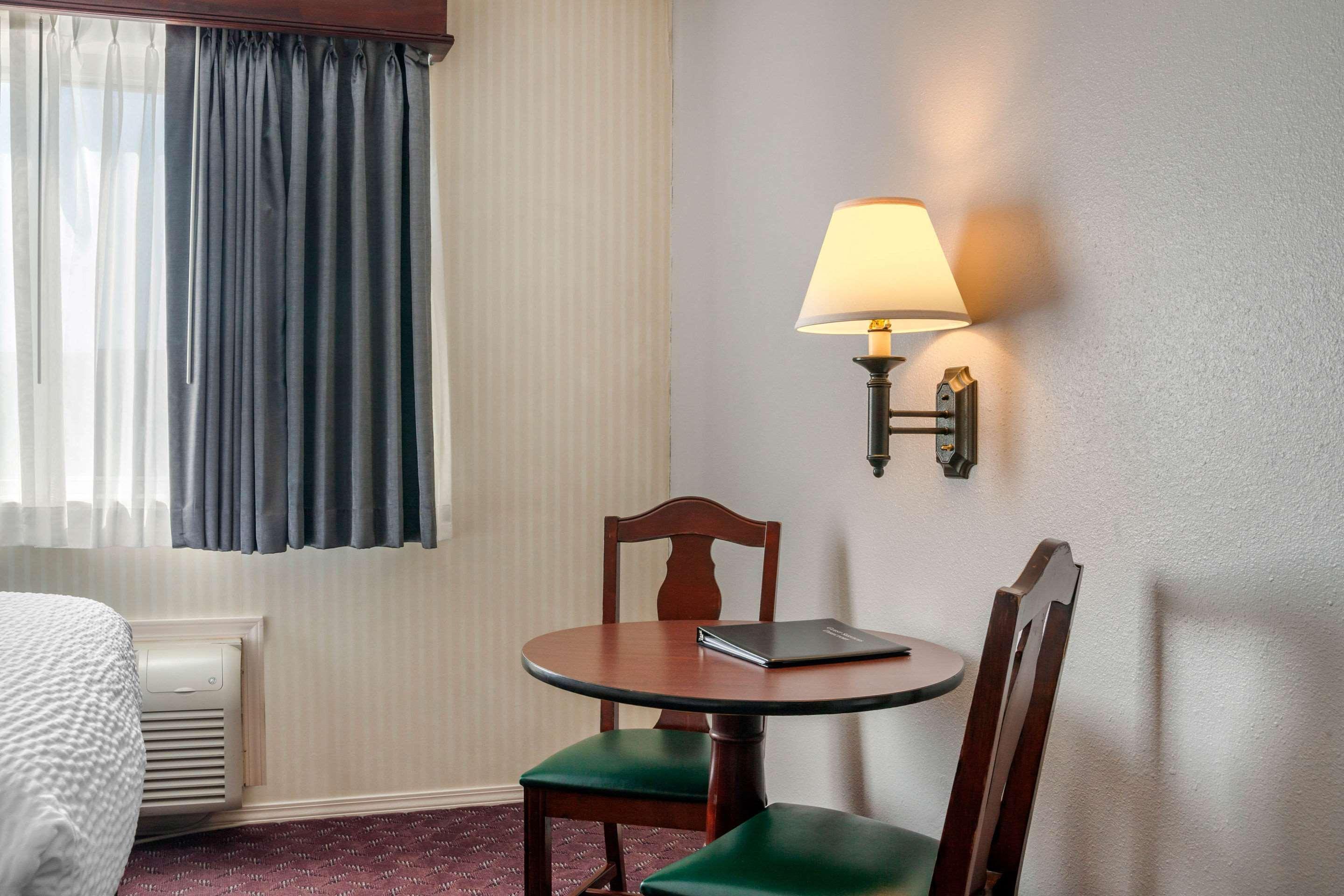 The Wisconsin Hotel & Conference Center Wisconsin Dells Bagian luar foto